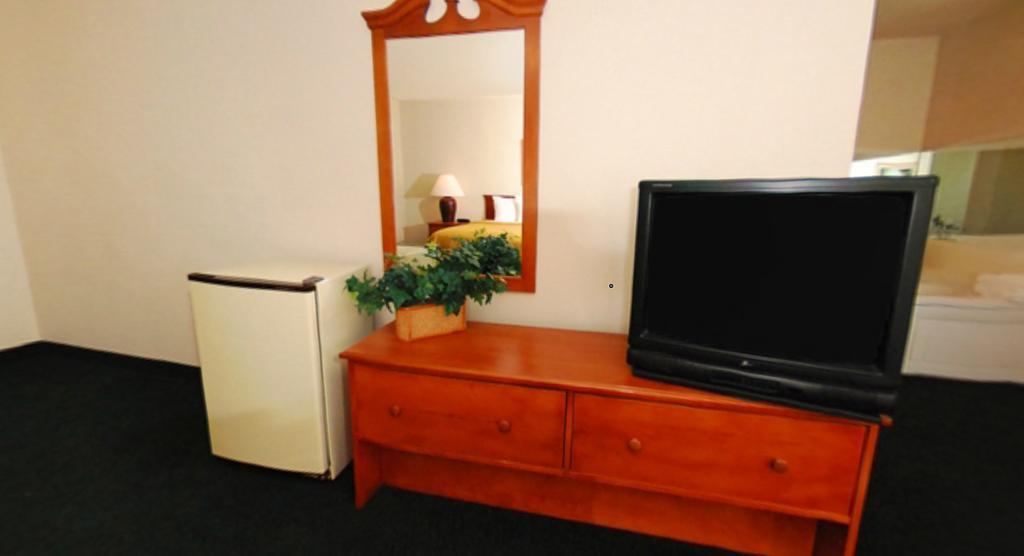 Quality Inn & Suites Chesterfield Village Springfield Exteriér fotografie